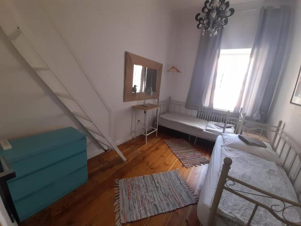 Rodzinna Przestrzen Dla 8 Osob 2 Pokoje Z Lazienka I Mini Aneksem Varsavia Esterno foto